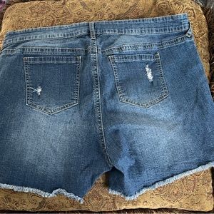 Lovesick Jean shorts